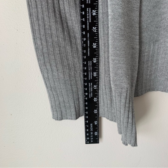 PREMISE Studio Sleeveless Long gray knit Cardigan Size Large - Picture 7 of 8